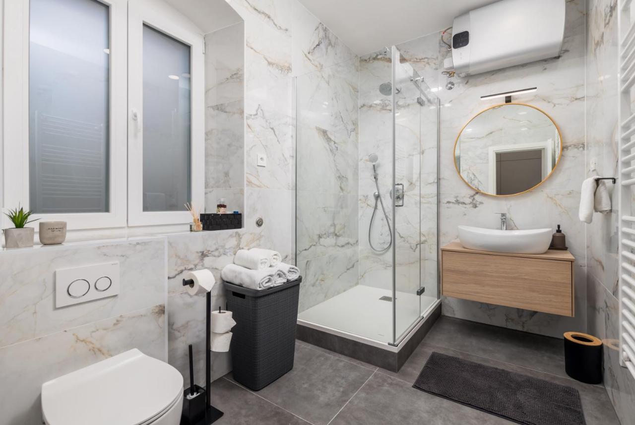 Area2 Center Luxury Apartment Rijeka Dış mekan fotoğraf